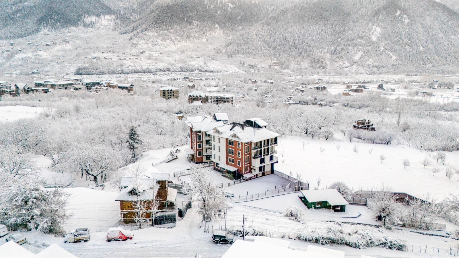 Luxury resorts in Kashmir